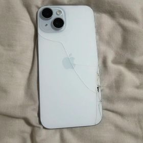 iPhone15 本体 128G ブルー