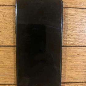 Apple iPhone 7本体 ブラック