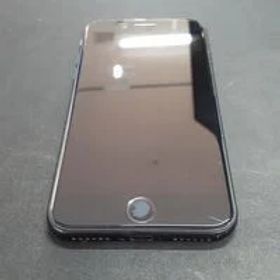 中古 【SIMロック解除済み】【au】Apple iPhoneSE 4.7インチ (第2世代/2020) 64GB (ブラック) MX9R2J/A 155506 状態： C:並品