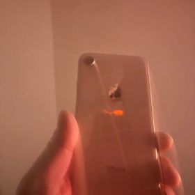 Apple iPhone 8 64GB 本体