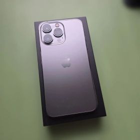 Apple iPhone 13 Pro 本体 256gb ブラック アイフォン