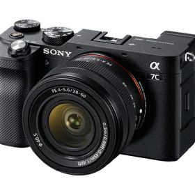 デジタル一眼カメラ α7C ズームレンズキットILCE-7CL ブラック