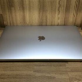 MacBook Pro 2018 15型 MR972J/A 中古 85,239円 | ネット最安値の価格 