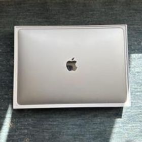 MacBook Pro 13インチ（MLUQ2J/A）