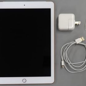 【ジャンク】iPad 第6世代 9.7インチ Wi-Fi+Cellular 32GB メーカー整備済品 (SIMフリー/ゴールド) [FRM02J/A](状態：動作不良品※詳細については備考をご覧ください。) タブレット端末