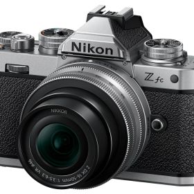 Nikon Z fc 16-50 VR レンズキット [シルバー] 【お取り寄せ商品（3週間から4週間程度での入荷、発送）】