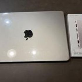 MacBook air m2 8GB スターライト Satechi USB 付き