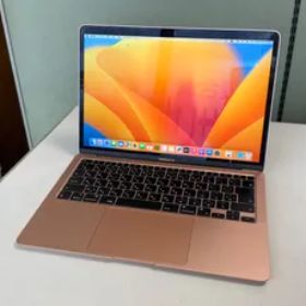 MacBook Air 13インチ M1.2020 Z00723-