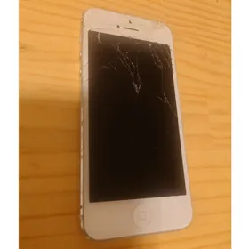 ジャンク品 iPhone SE シルバー 64GB 本体のみ(スマートフォン本体)