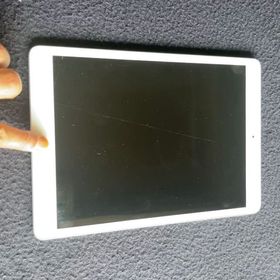 Apple iPad 10.2 2020 (第8世代) 新品¥37,800 中古¥34,800 | 新品