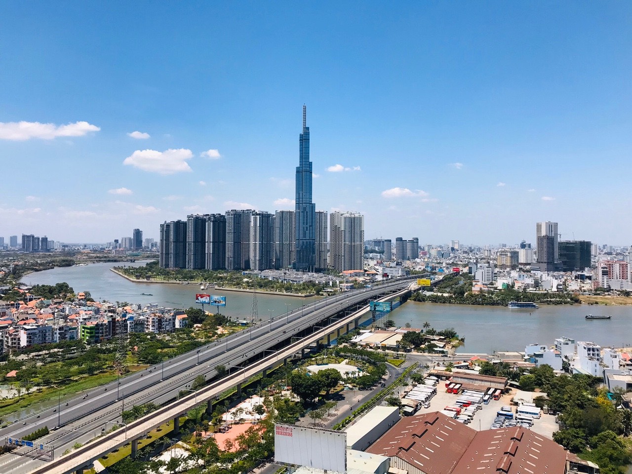 Bán nhà MT Nguyễn Sơn, 8x19m, 2 lầu, gần chợ Nguyễn Sơn 28 tỷ