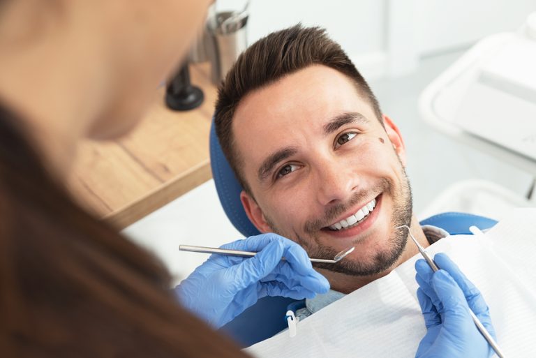 Managing Dental Pain Before You Can See a Dentist