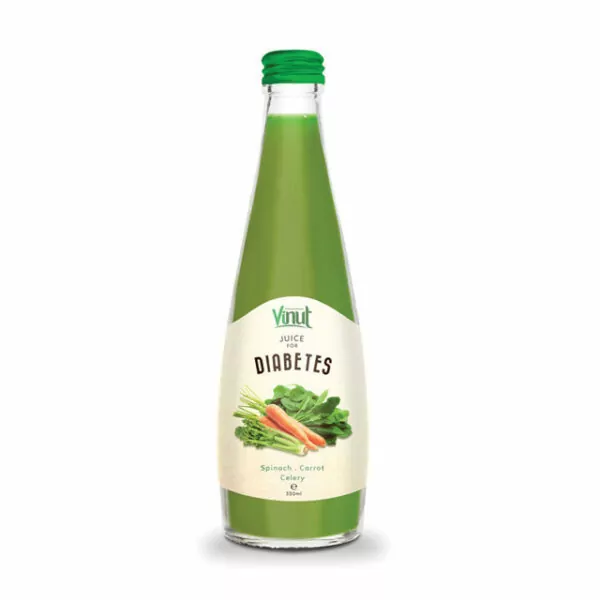 The benefits of vegetables that you may not know 4 330ml Glasbotle Vegetable juice. Spinach Carrot Celery