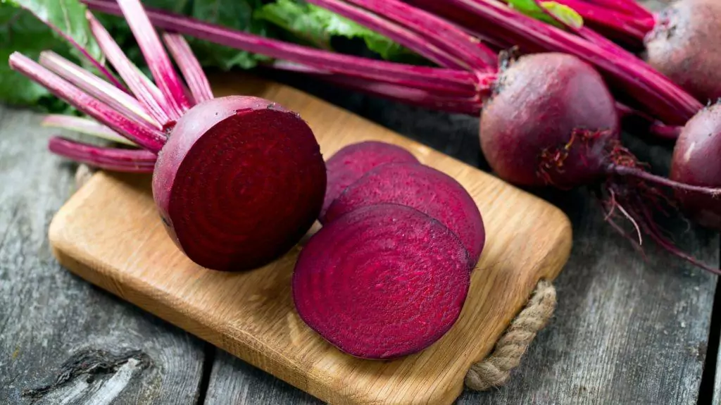 ABC Detox Drink: Why Apple, Beetroot and Carrot is a Great Combination 3 AN172 Beets 1296x728 Header