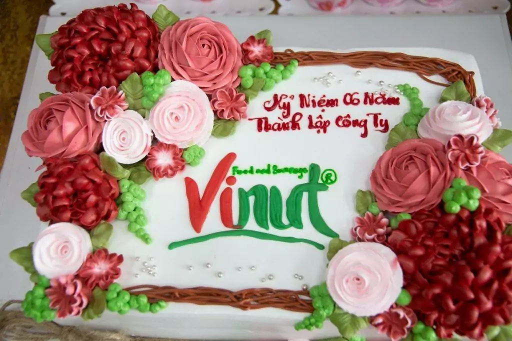 NAM VIET F&B: 6th YEAR ANNIVERSARY 2021 8 6th YEAR ANNIVERSARY 6