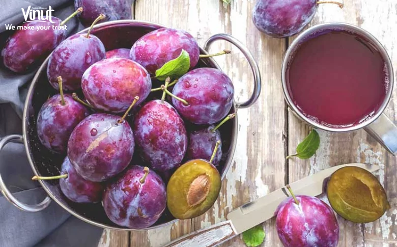 Prune Juice: Exploring 5 Health Benefits, Uses, and More 3 VINUT_Nutritional Value of Prune Juice