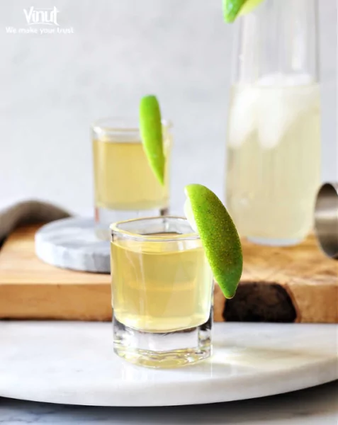 VINUT_Green Tea Shot provides a quick energy boost thanks to the caffeine content of green tea