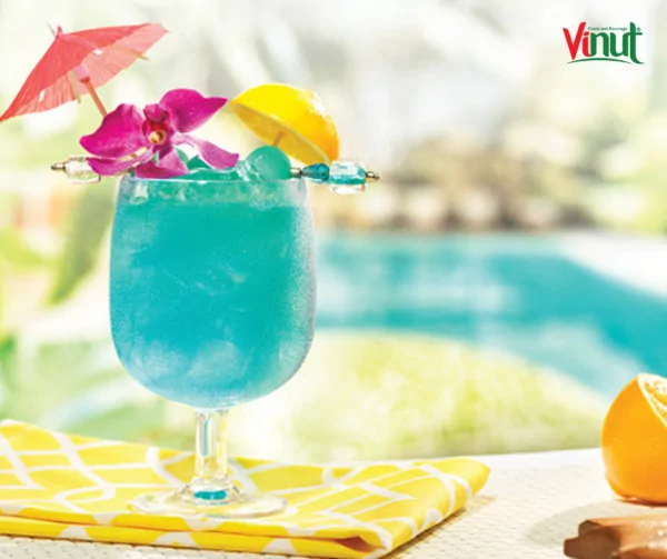 VINUT_Blue Hawaiian Cocktail History VINUT_Blue Hawaiian Cocktail History