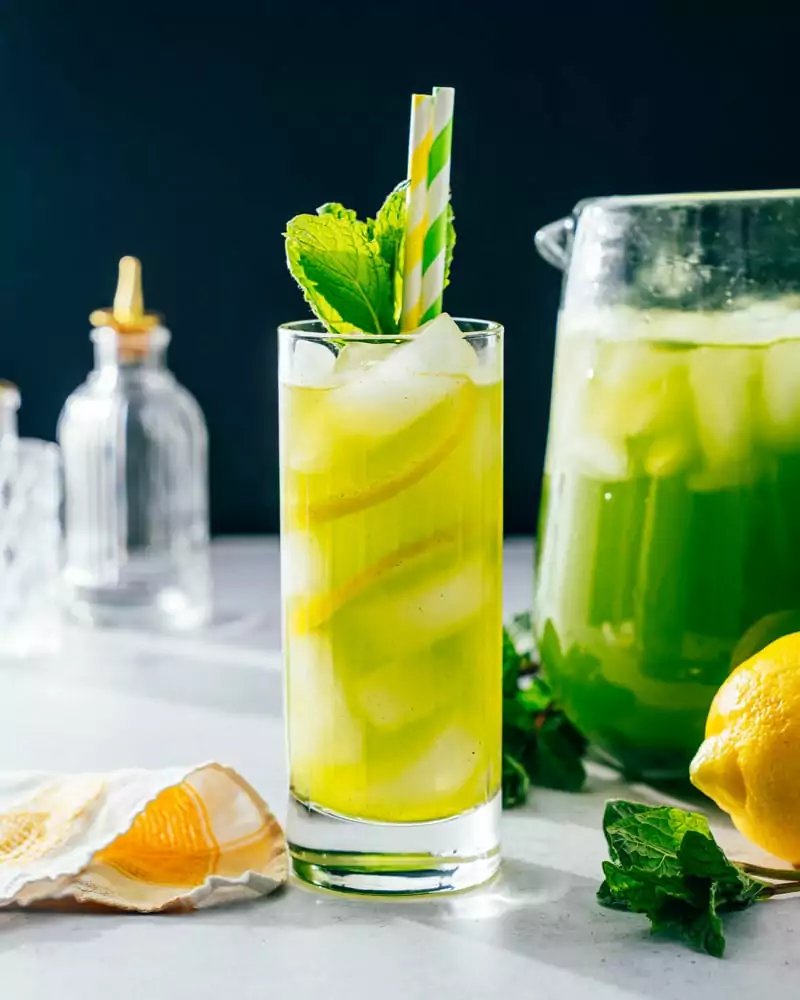 Non-Alcoholic Drinks: 10 Recipes for a Refreshing Beverage Experience Non-Alcoholic Drinks: 10 Recipes for a Refreshing Beverage Experience
