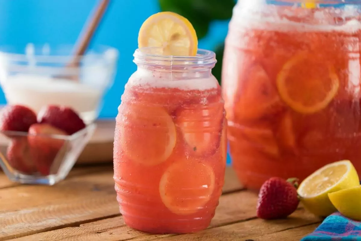 Non-Alcoholic Drinks: 10 Recipes for a Refreshing Beverage Experience Non-Alcoholic Drinks: 10 Recipes for a Refreshing Beverage Experience