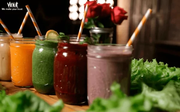 VINUT_Fruit juice is widely consumed for its taste and nutritional value VINUT_Fruit juice is widely consumed for its taste and nutritional value