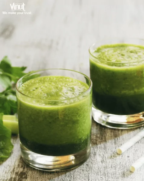 VINUT_The Best Time to Drink Green Juice VINUT_The Best Time to Drink Green Juice