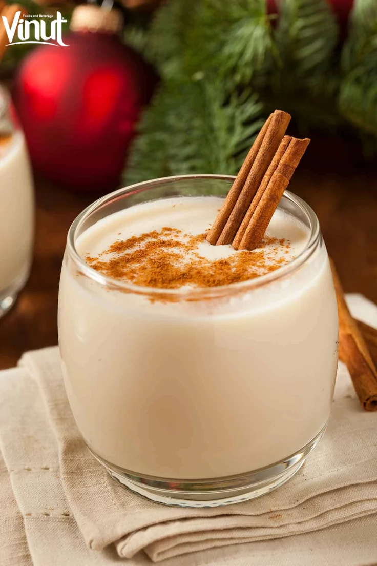 Hot Drinks for Christmas: Cozy Up with These Festive Delights 4 VINUT_Eggnog: A Creamy Christmas Delight