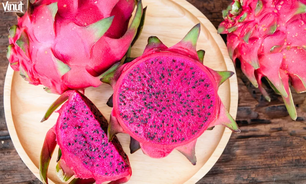 Dragon Fruit: A Journey into Its Origins, Varieties, and Health Benefits 4 VINUT_Red-Fleshed Dragon Fruit