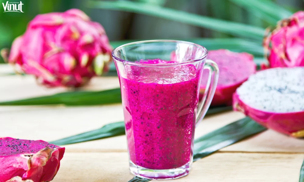 Dragon Fruit: A Journey into Its Origins, Varieties, and Health Benefits 13 VINUT_Dragon Fruit Smoothies