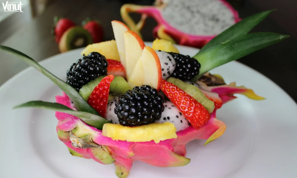 Dragon Fruit: A Journey into Its Origins, Varieties, and Health Benefits 16 VINUT_Dragon Fruit Desserts
