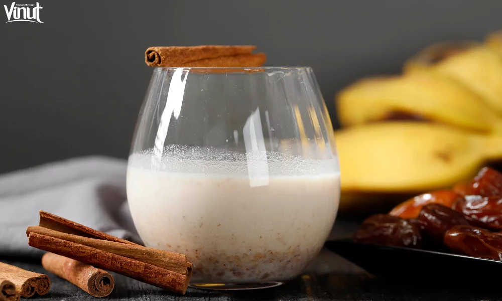 Top 9 Ramadan Juice You Must Try 4 VINUT_ Date and Almond Smoothie