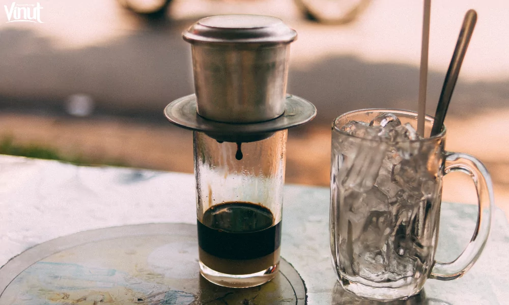 VINUT_Cà Phê Đá (Vietnamese Black Coffee)
