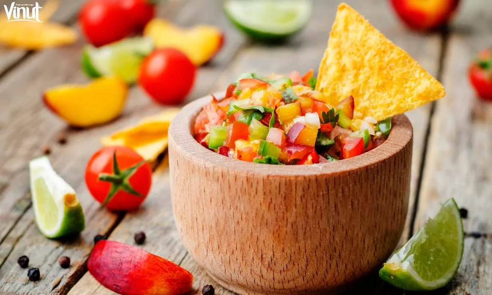 Peach: Delicious and Juicy Fruit for Hot Summer 5 VINUT_Peach Salsa