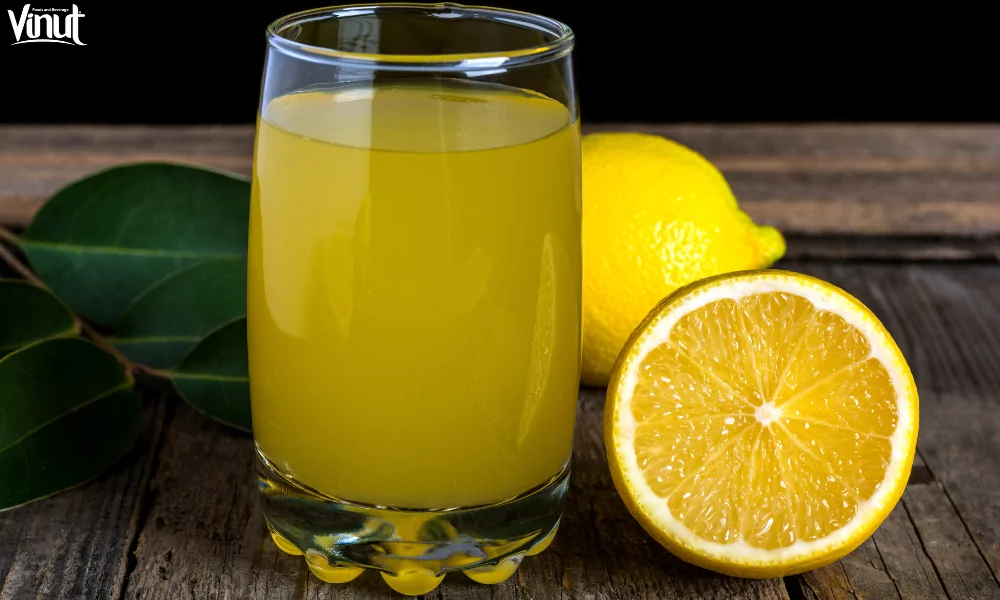 Lemon Juice: 5 Amazing Benefits, Uses, and Tips 6 website 10 3